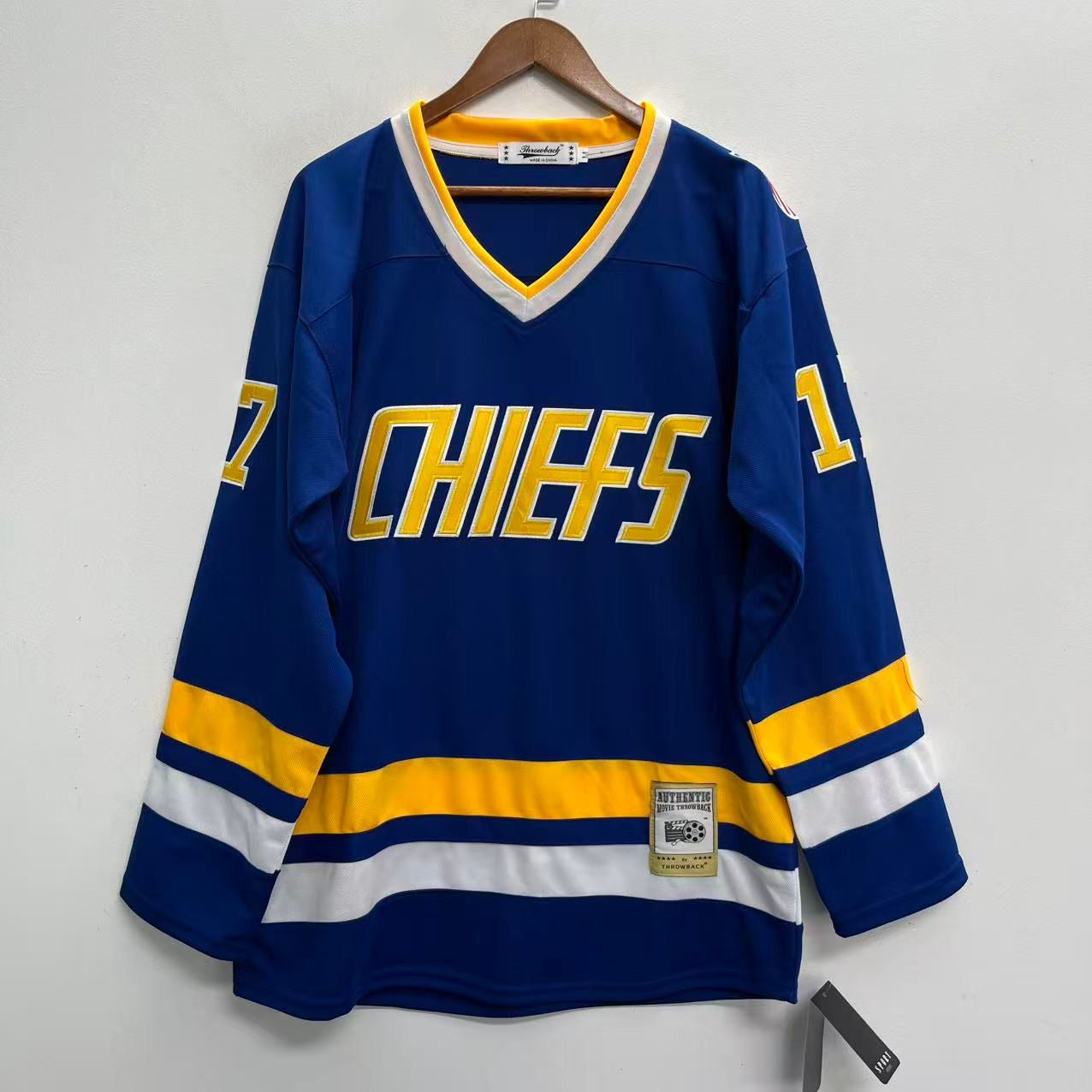 Steve Hanson #17 Charlestown Chiefs Slapshot 1977 Movie blue