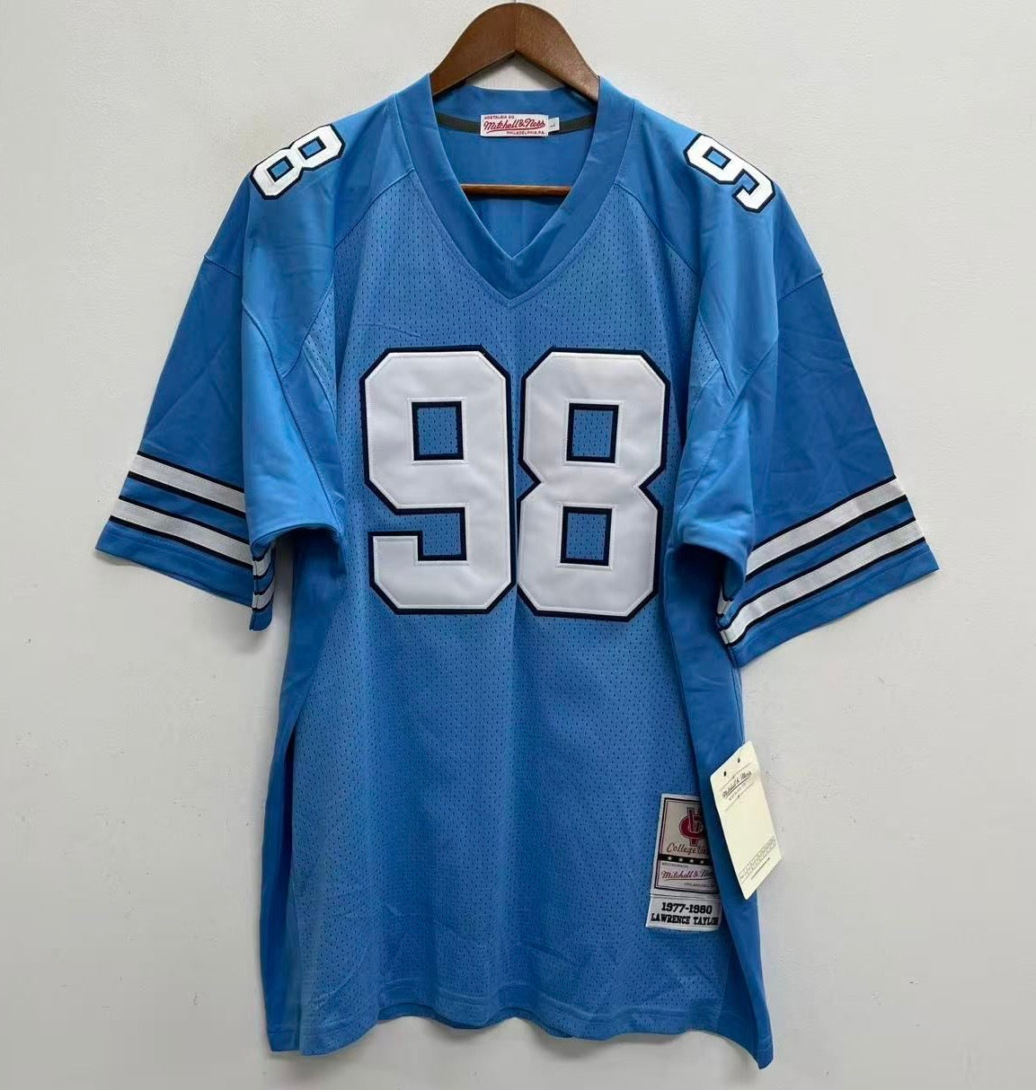 Lawrence Taylor North Carolina Tar Heels Official NCAA Mitchell & Ness Jersey