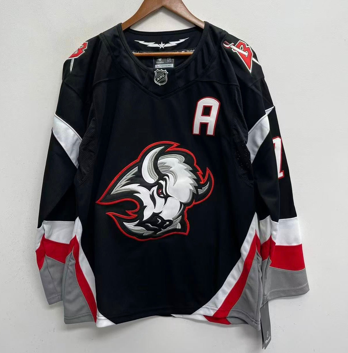 Tage Thompson YOUTH KIDS Buffalo Sabres Official NHL Fanatics Jersey