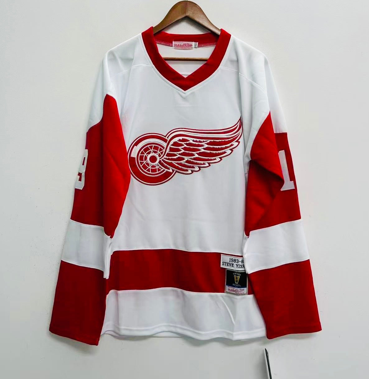 Steve Yzerman Detroit Red Wings Official NHL Mitchell & Ness Jersey