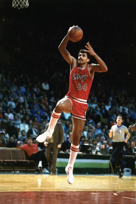 Reggie Theus Chicago Bulls Official NBA Mitchell & Ness Jersey