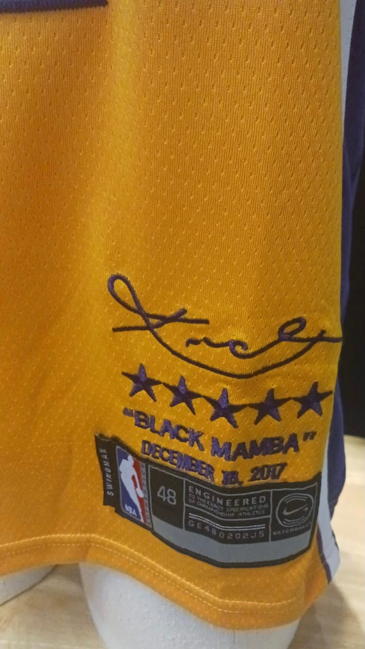 Kobe Bryant Los Angeles Lakers Jersey #24 Yellow Nike
