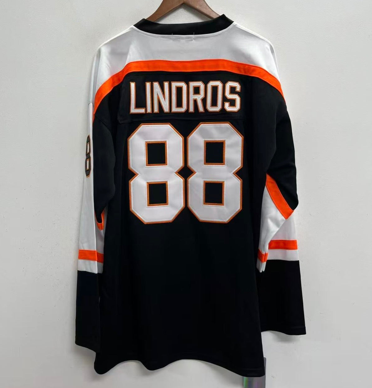 Eric Lindros Philadelphia Flyers 1997 Official NHL Jersey Mitchell & Ness