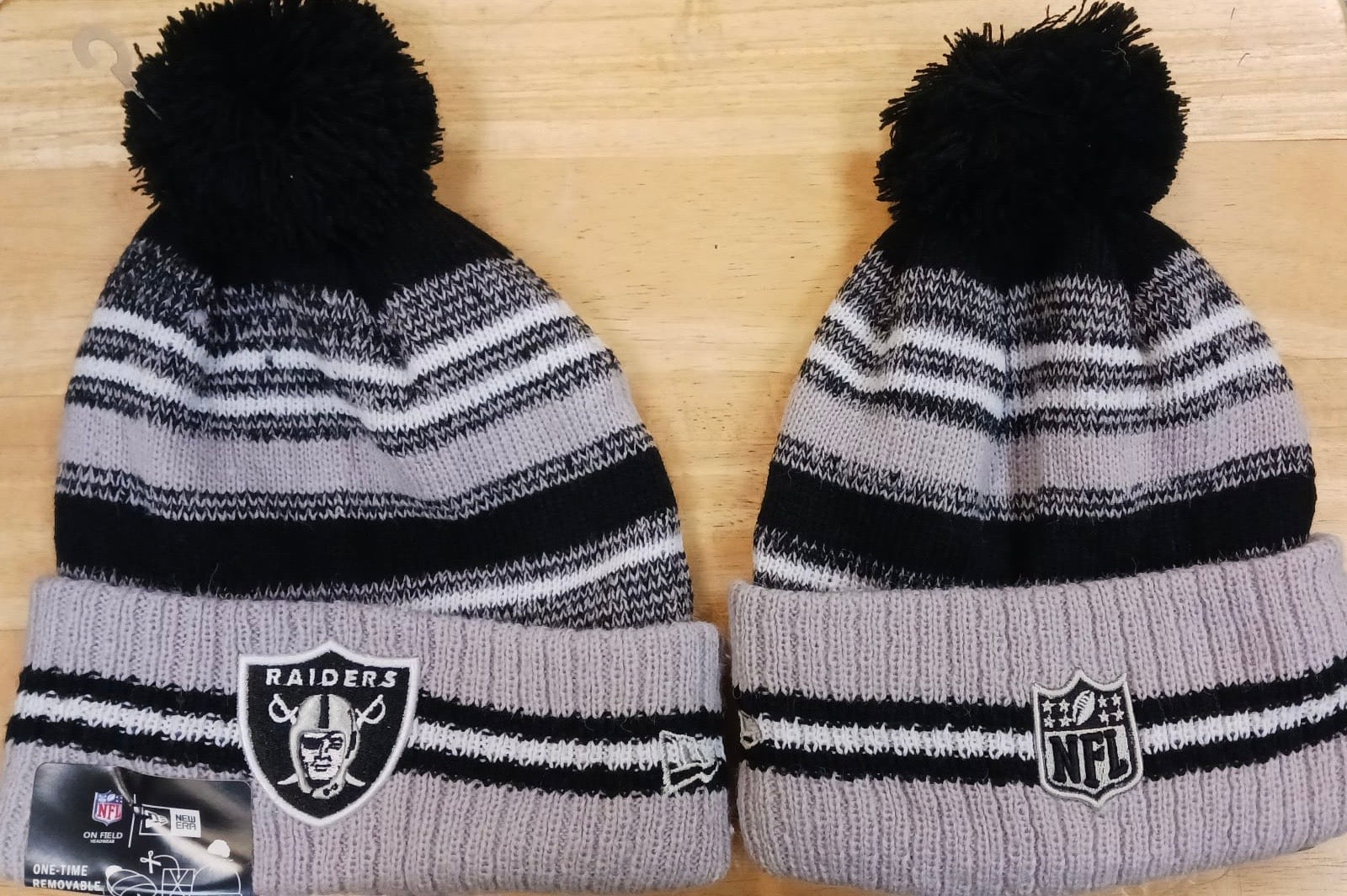 Las Vegas Raiders NFL New Era winter Hat with Pom Pom