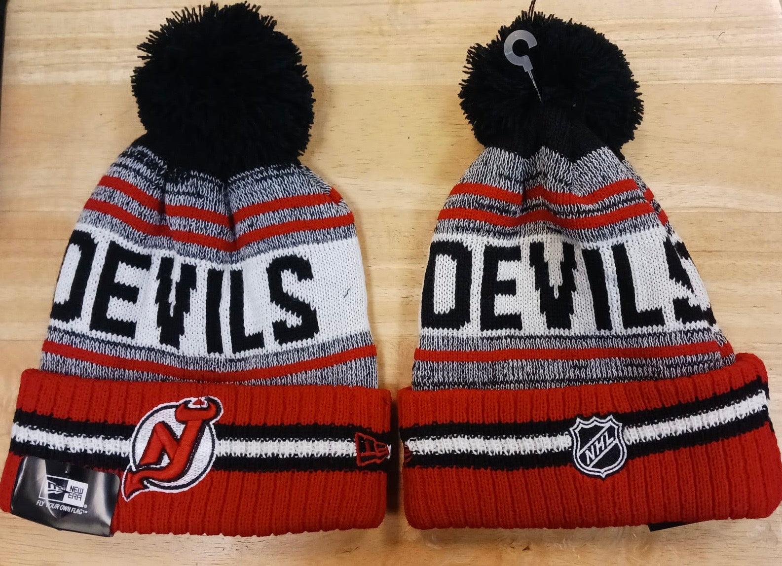 New Jersey Devils NHL New Era winter Hat with Pom Pom