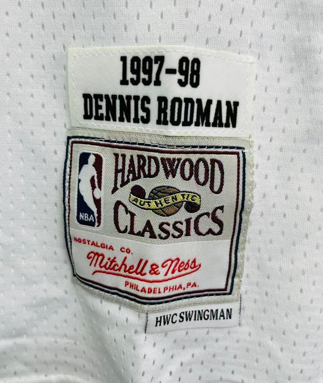 Dennis Rodman Chicago Bulls 1997 - 1998 Official NBA Jersey Mitchell & Ness