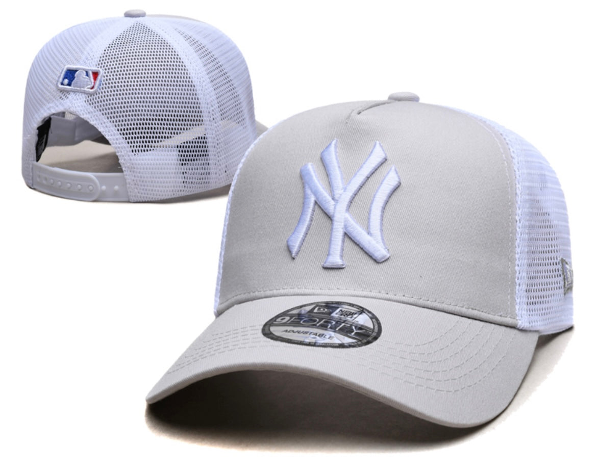 New York Yankees Official MLB New Era Hat adjustable