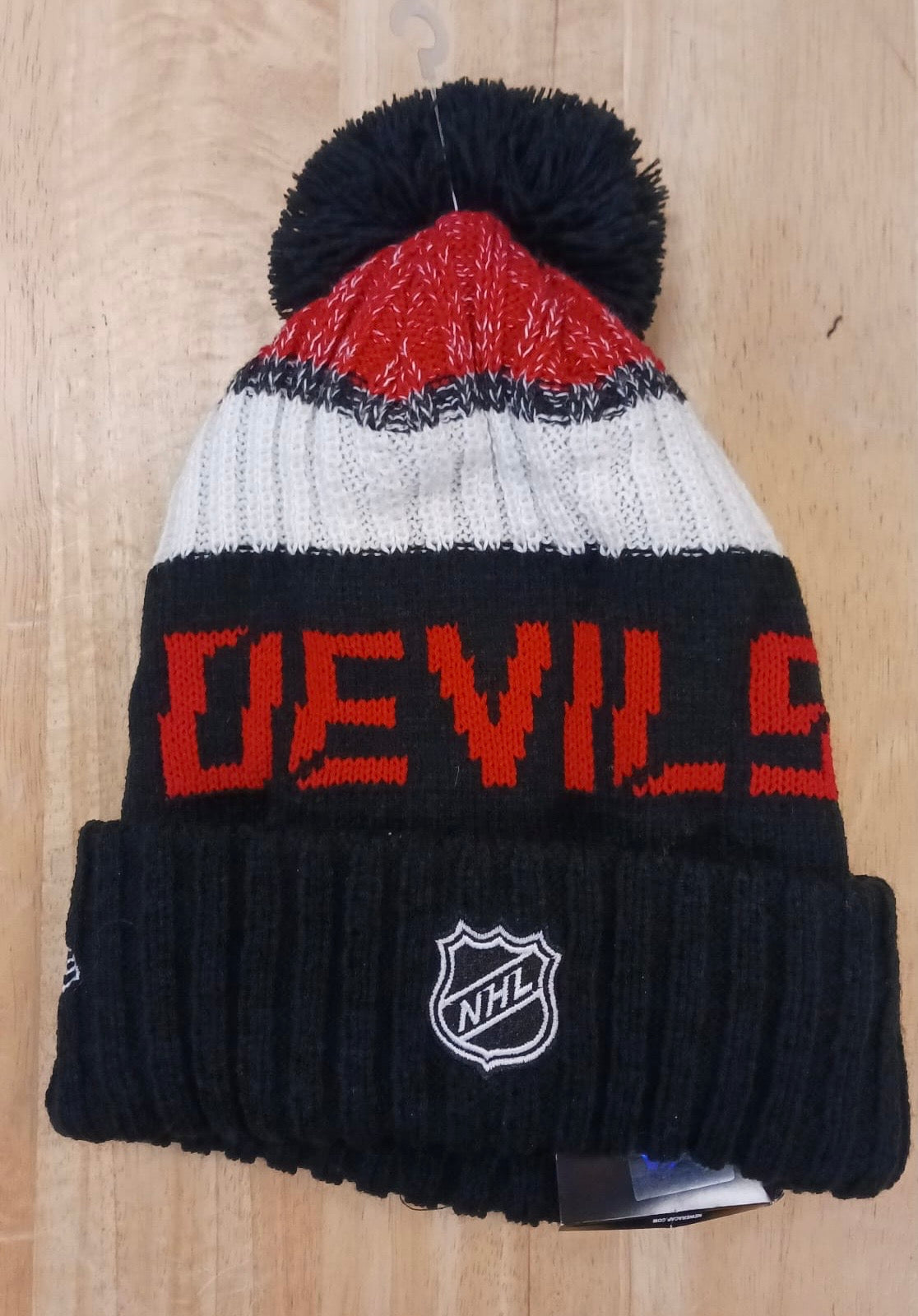 New Jersey Devils NHL New Era winter Hat with Pom Pom