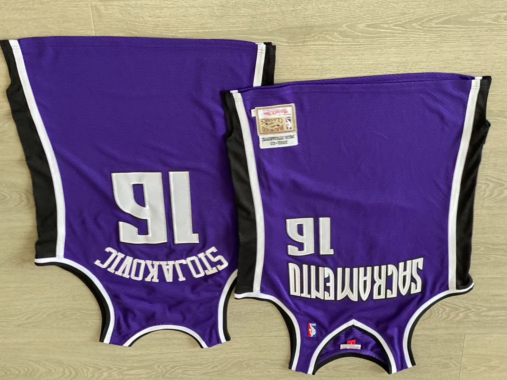 Peja Stojaković Sacramento Kings Jersey Mitchell & Ness