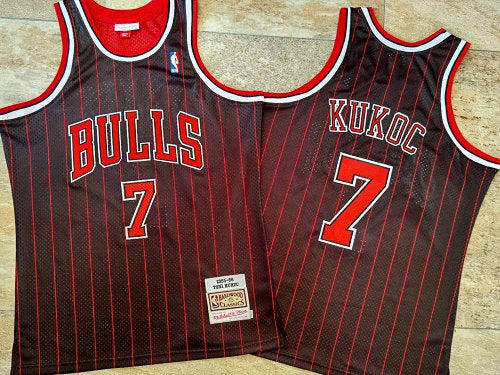 Toni Kukoc 1995-96 Chicago Bulls Jersey Mitchell & Ness