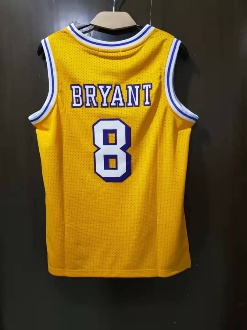 Kobe Bryant YOUTH  Los Angeles Lakers Jersey Yellow