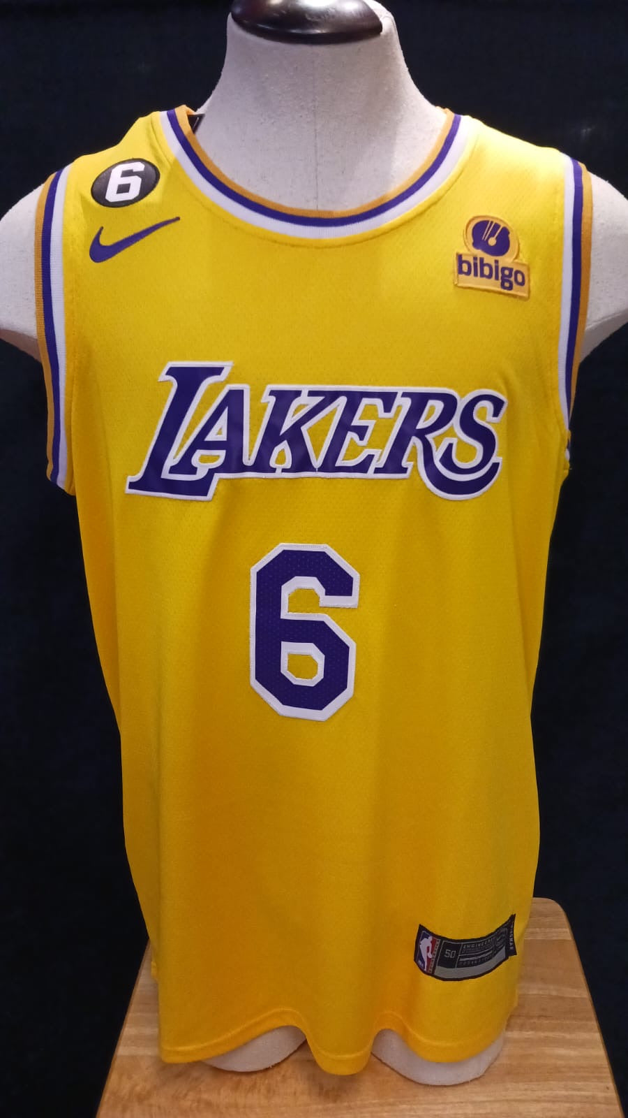 Lebron James Los Angeles Lakers Jersey #6 yellow Nike